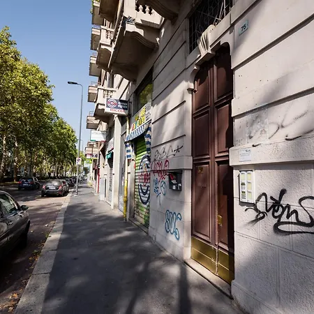 Апартаменты Romolo Space - Navigli